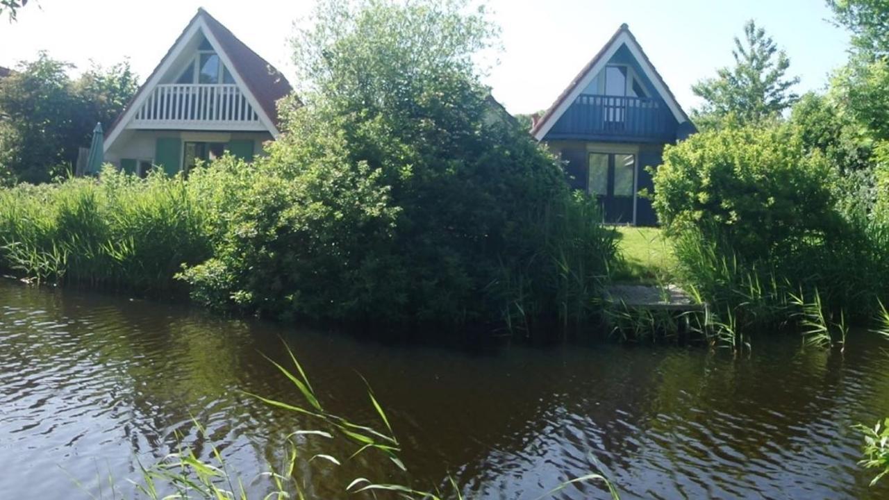 Villa Marilu 6 pers Allergy-friendly house on a typical dutch canal&quiet place à Anjum Extérieur photo